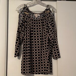 Michael Kors Black & Tan Geometric Blouse with Cut Out Shoulder’s & 3/4 Sleeves